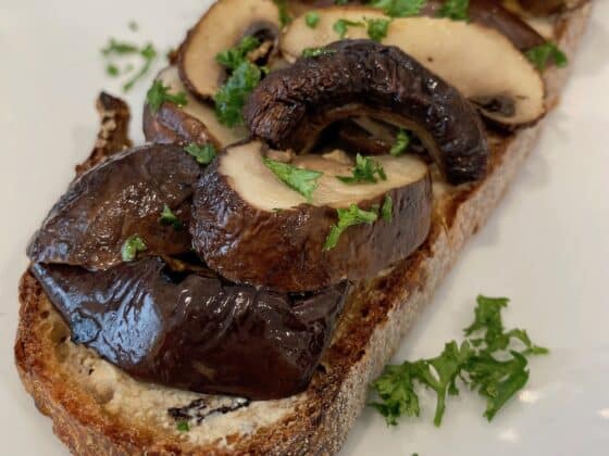 savory-vegan-mushroom-toast