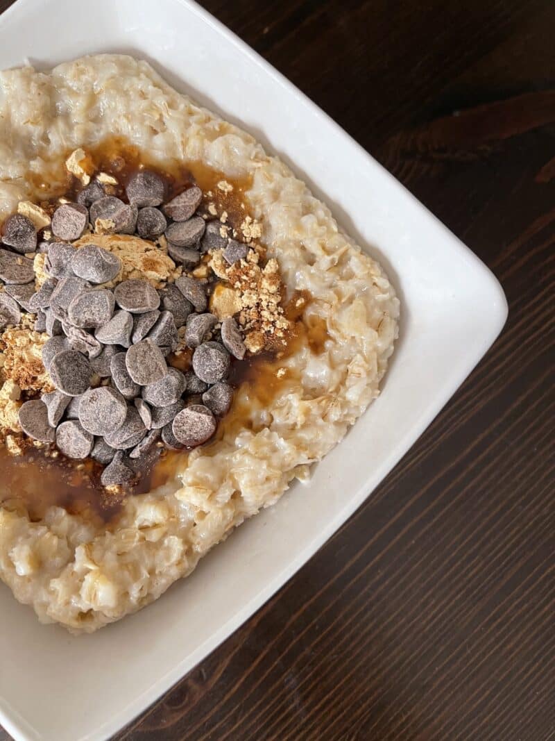 Vegan Peanut Butter Chocolate Chip Oatmeal Recipe