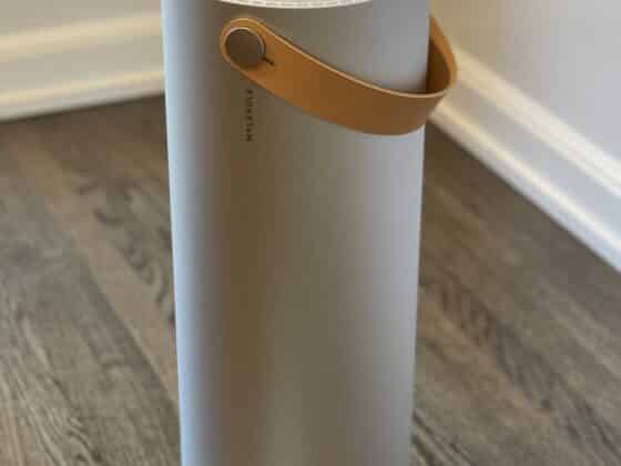 molekule-air-purifier-healthy-voyager