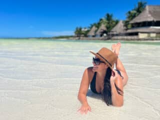 sand-bar-beach-holbox-mexico-healthy-voyager