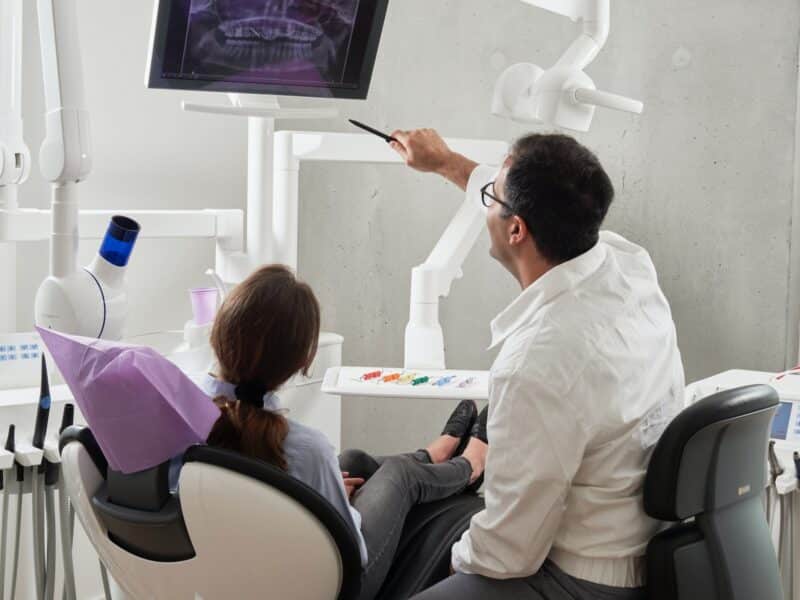 How to Choose the Right Dentist for Your Dental Needs